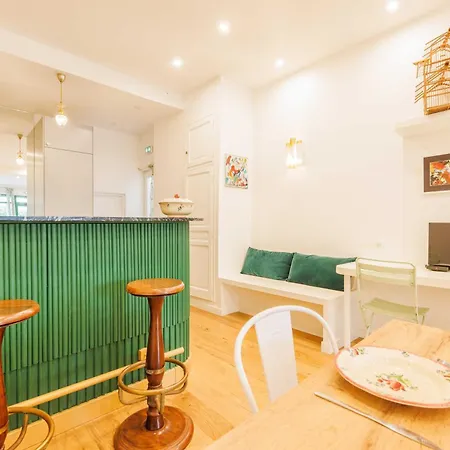 A Montparnasse - 2p-1br Париж
